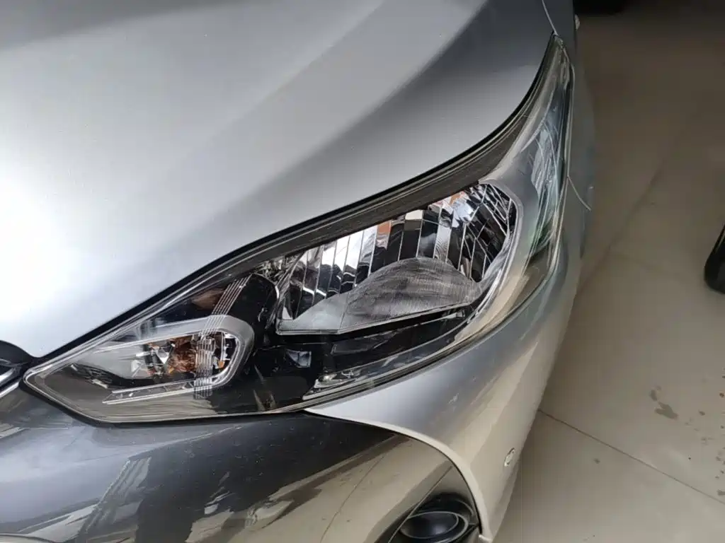 Toyota Yaris L — миниатюра 24
