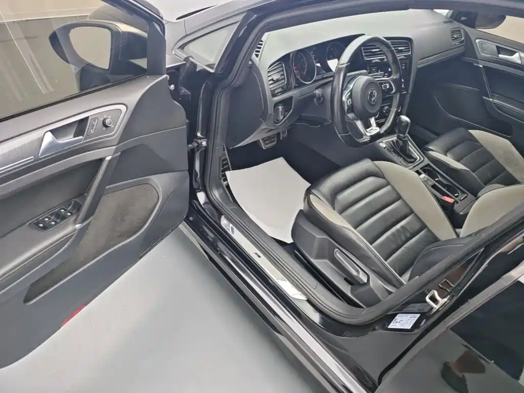 Volkswagen Golf — миниатюра 16