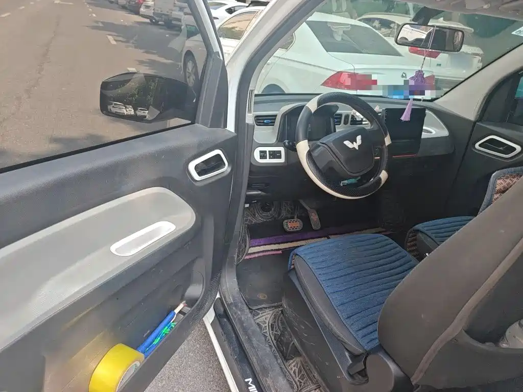 Wuling MINIEV — миниатюра 12