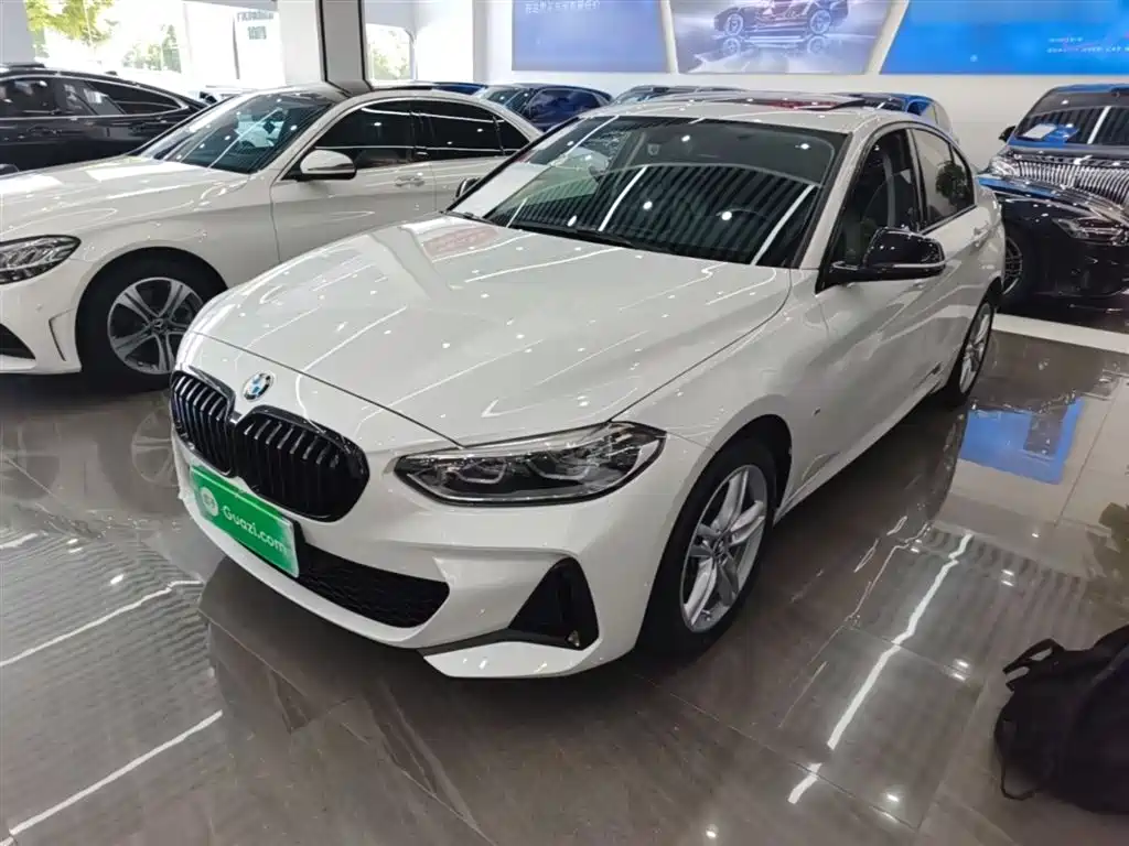 BMW 1 Series 2021
