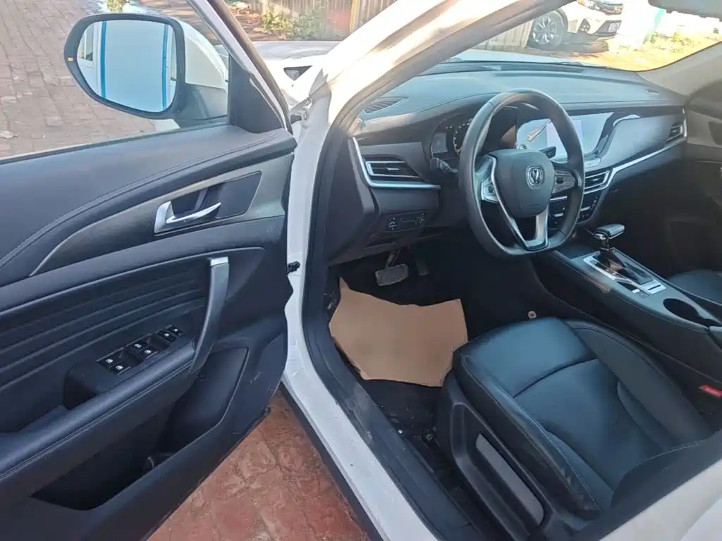 Changan CS35PLUS — миниатюра 16