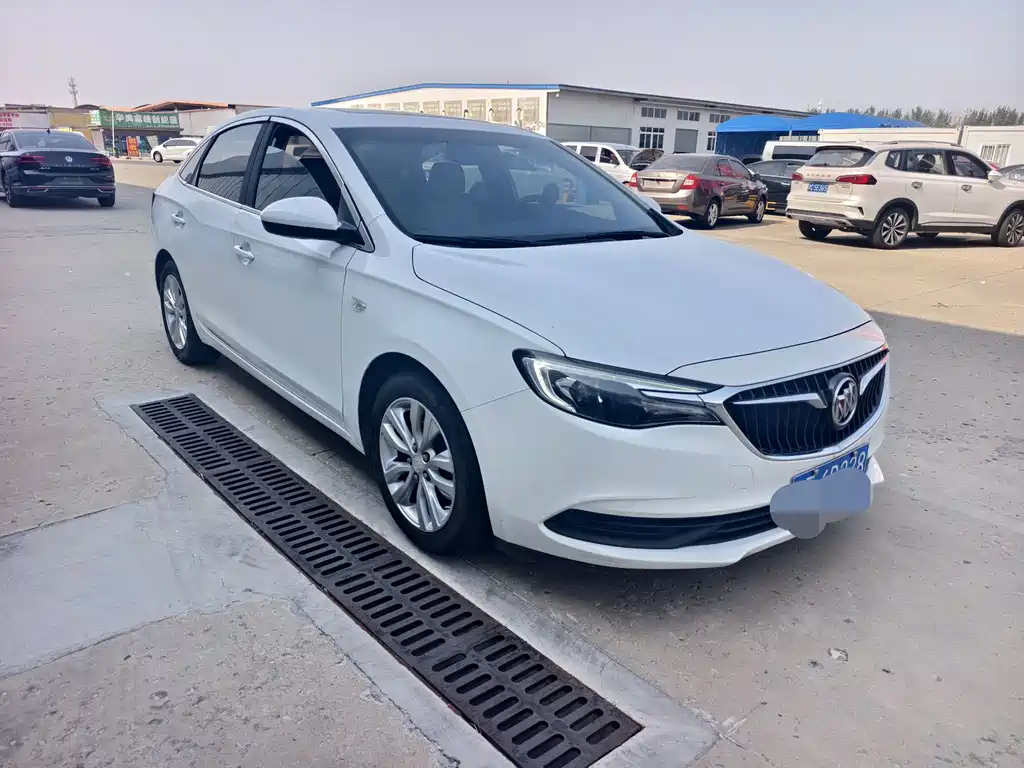 Buick Excelle — миниатюра 3