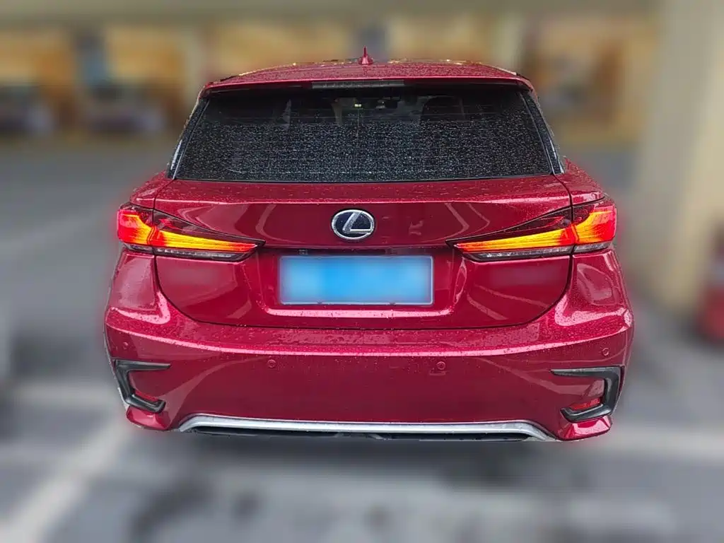 Lexus CT — миниатюра 8