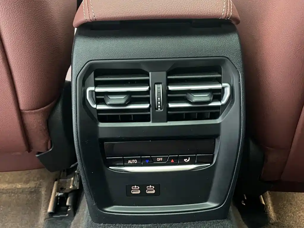 BMW 3 Series — миниатюра 27