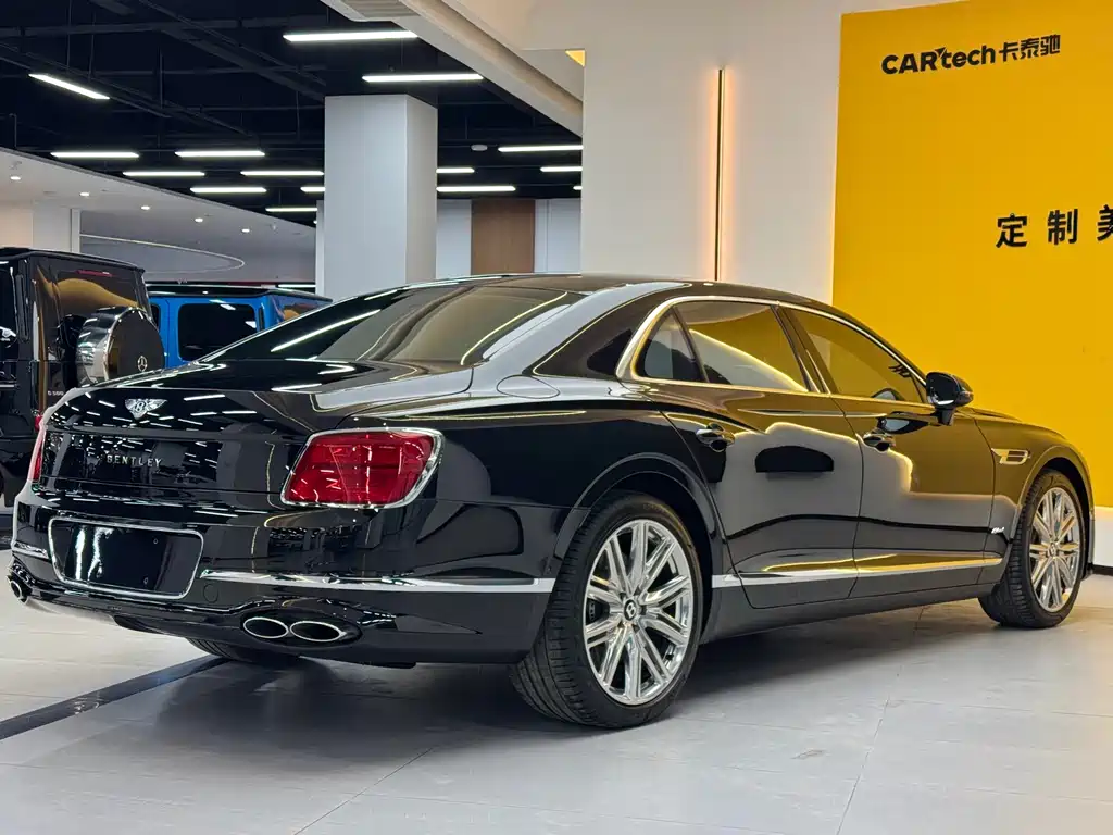 BENTLEY FLYING SPUR PLUG IN HYBRID