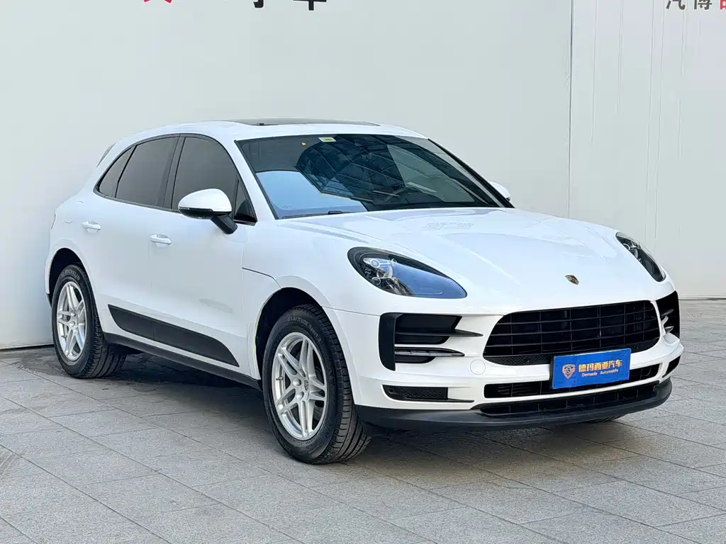 Porsche Macan — миниатюра 2