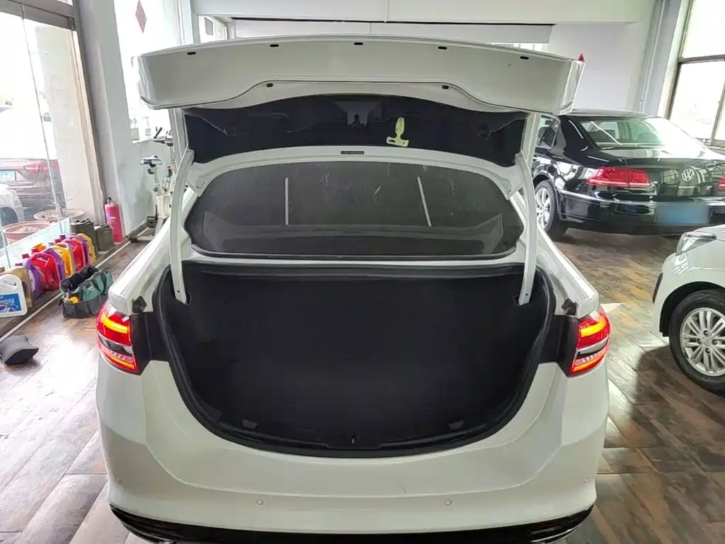 Ford Mondeo — миниатюра 19