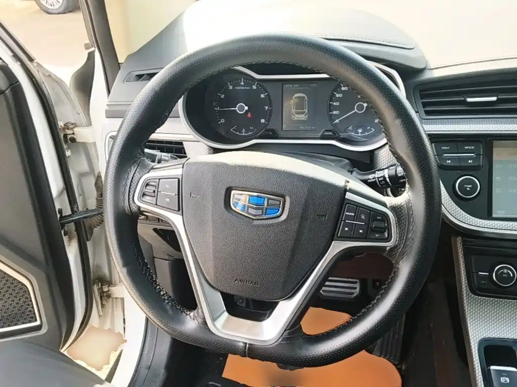 Geely Emgrand GS — миниатюра 11