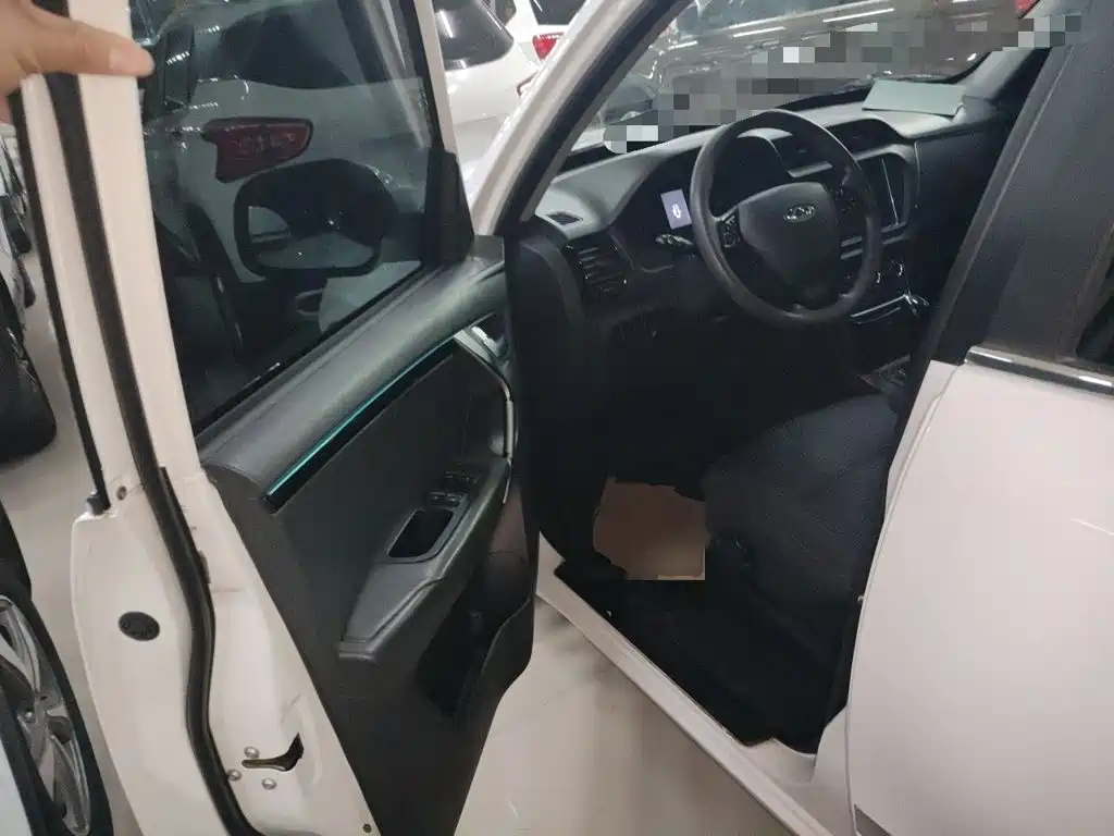 Chery Tiggo 3 — миниатюра 17