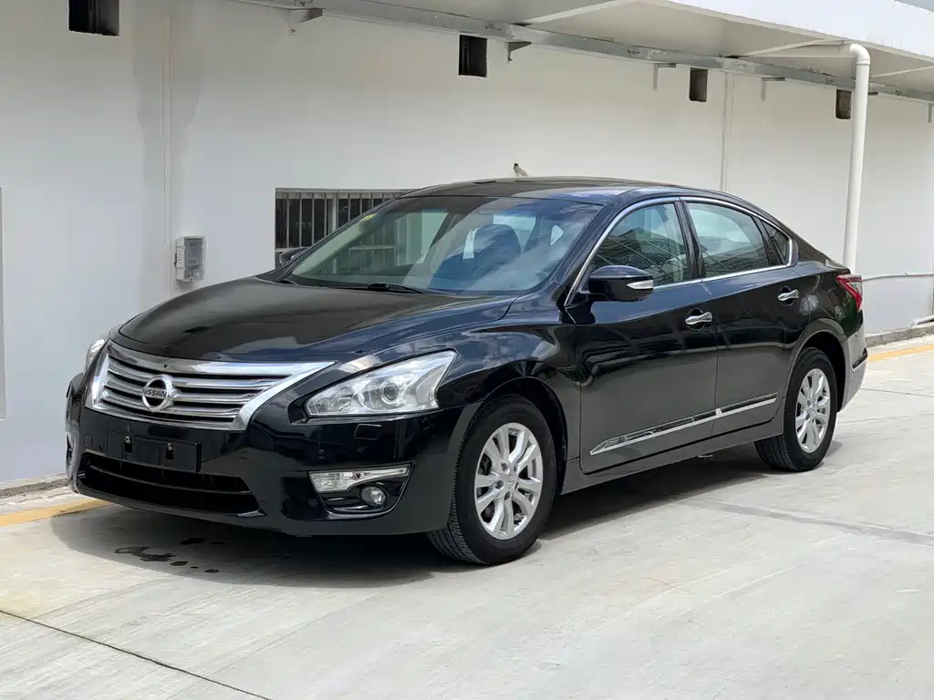 Купить Nissan Teana
