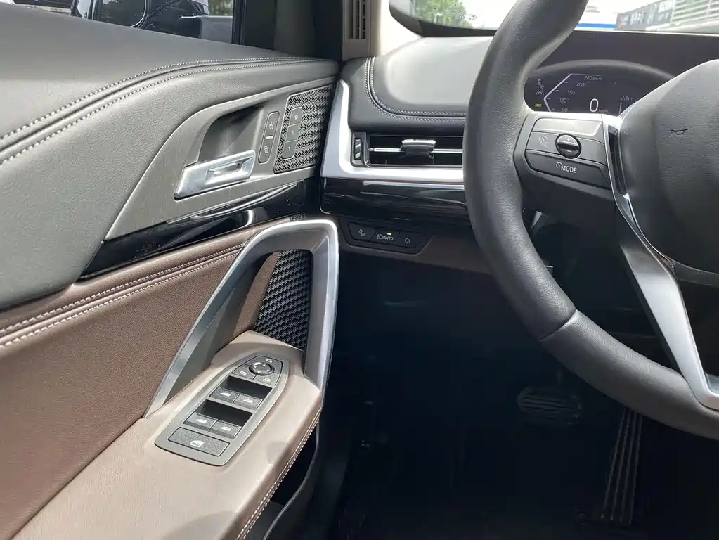 BMW X1 — миниатюра 11