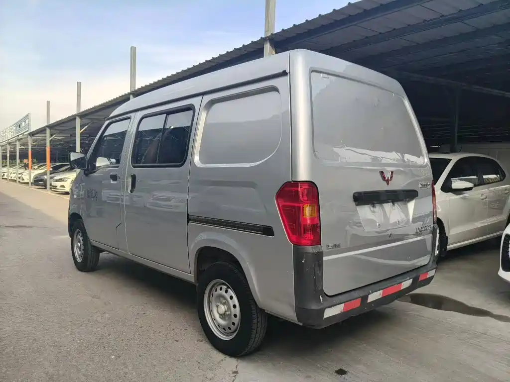 Wuling Zhiguang — миниатюра 5