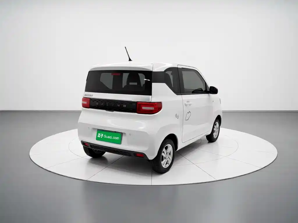 Wuling MINIEV — миниатюра 6