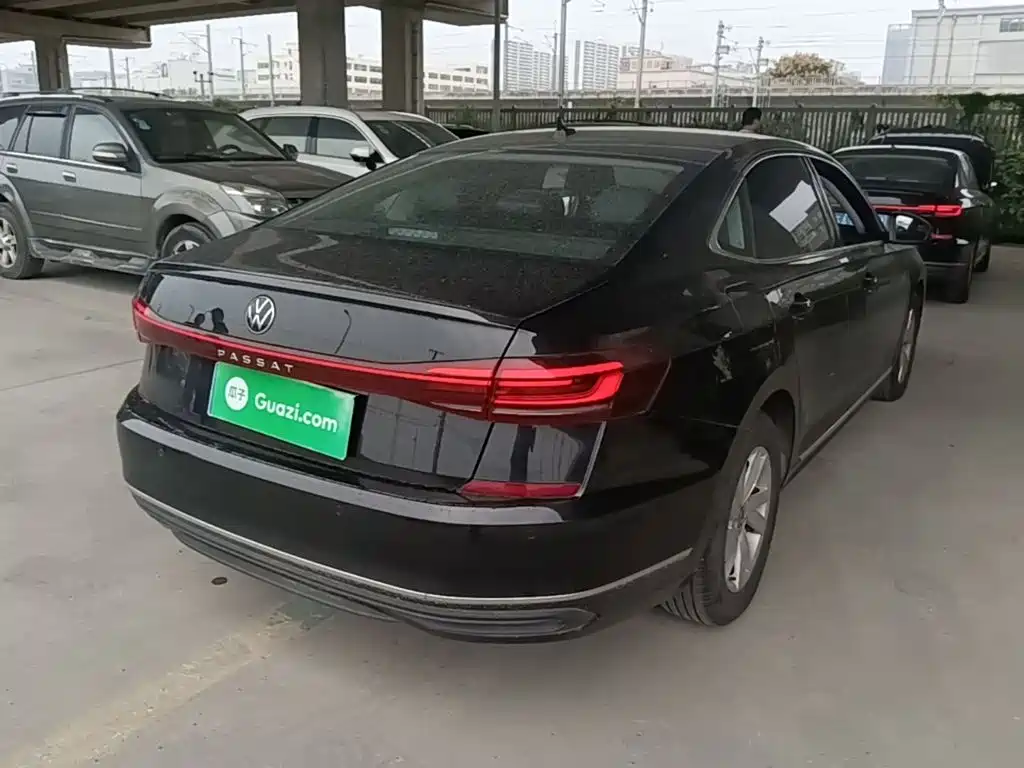 Volkswagen Passat — миниатюра 7