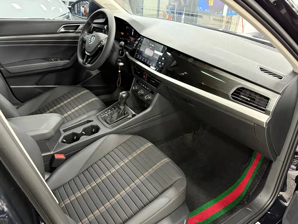 Volkswagen Lavida — миниатюра 12