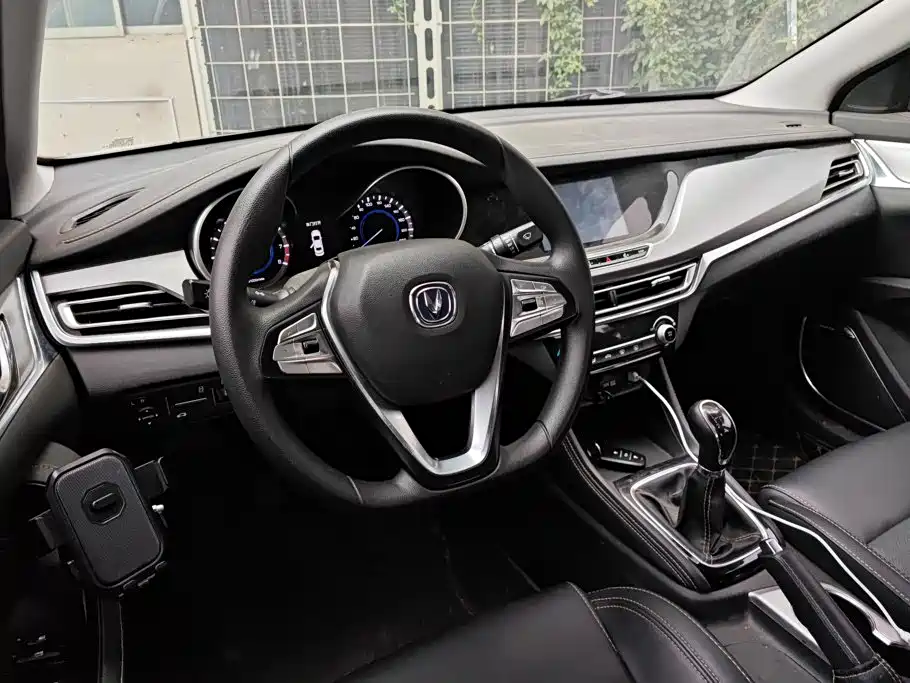 Changan Eado — миниатюра 12