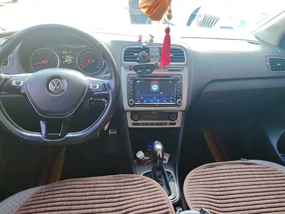 Volkswagen Polo — миниатюра 12