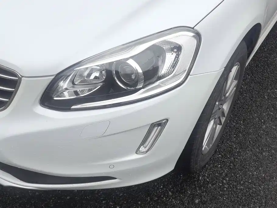 Volvo XC60 — миниатюра 5