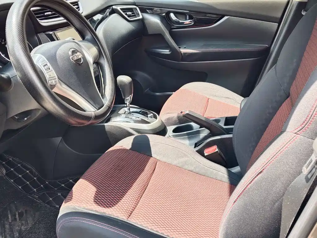 Nissan Qashqai — миниатюра 7