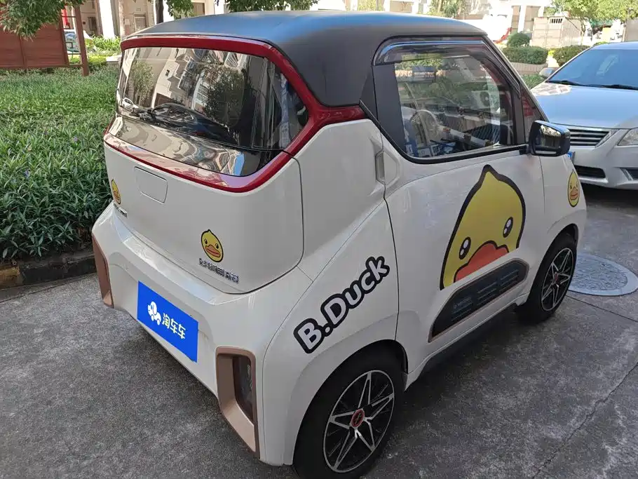 Baojun E200 — миниатюра 3