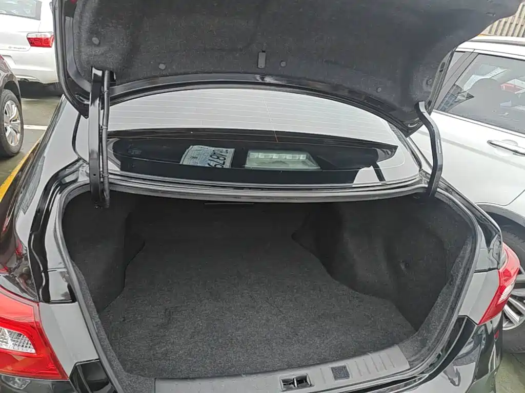 Nissan Sylphy — миниатюра 19