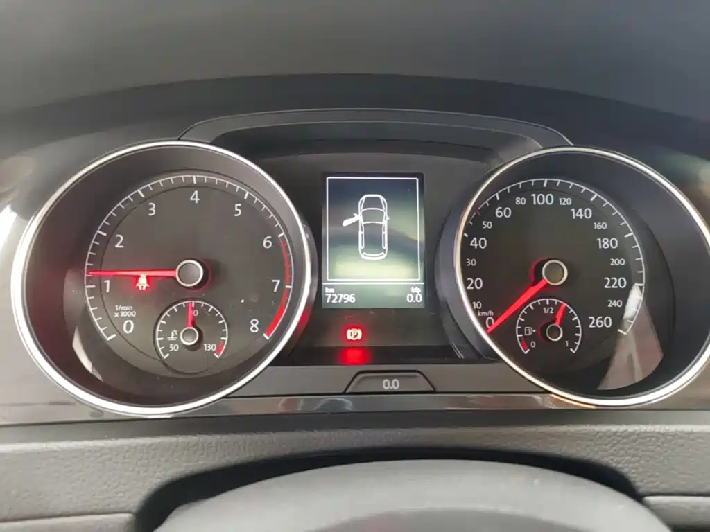 Volkswagen Golf — миниатюра 12