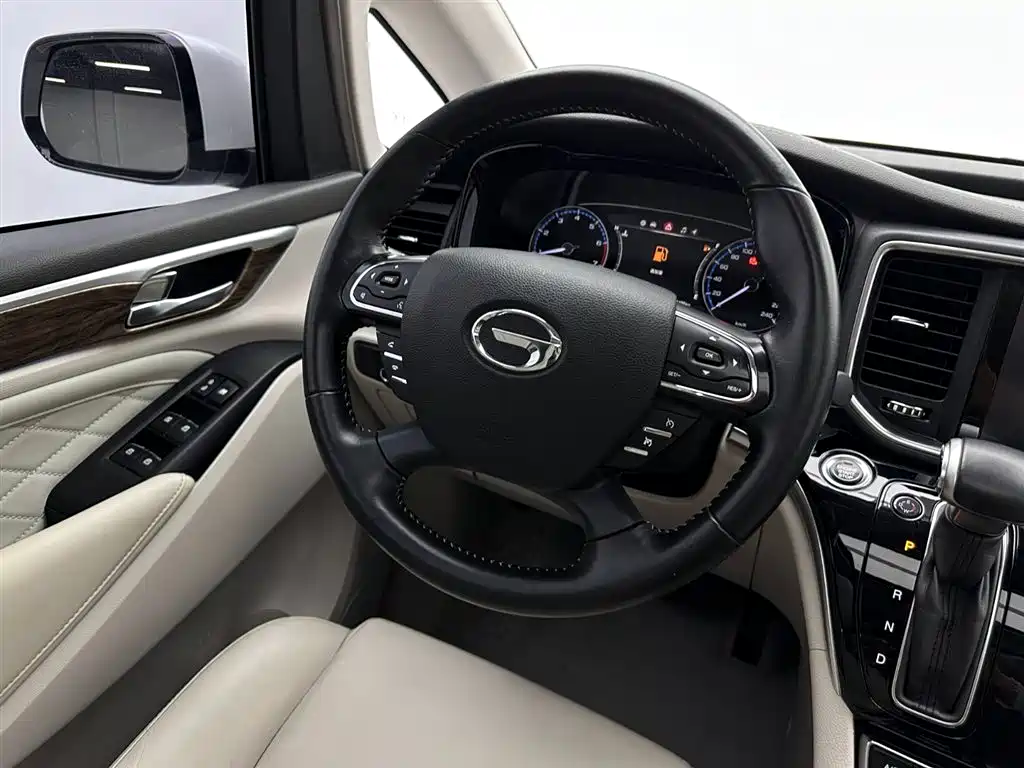 GAC M8 2018 320T Luxury