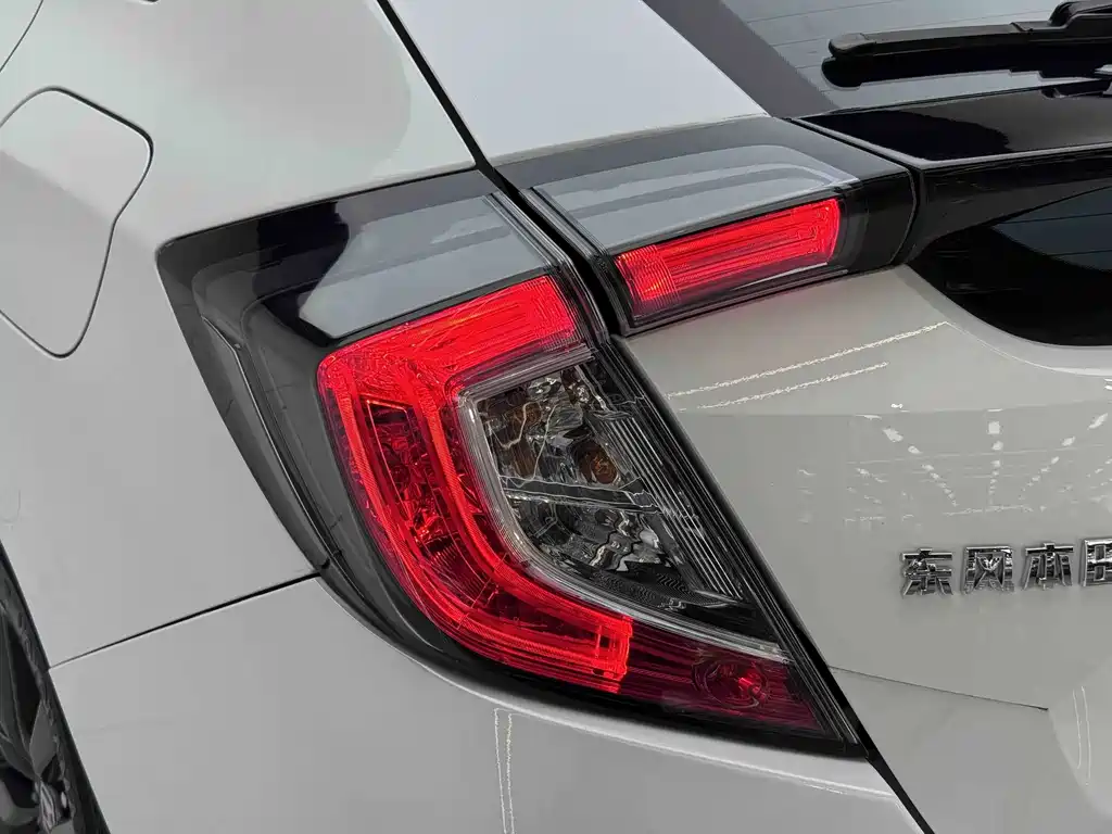 Honda Civic — миниатюра 7