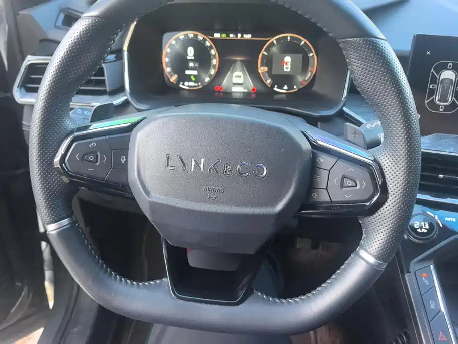 Lynk & Co 06 — миниатюра 15