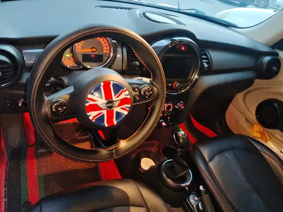 MINI Mini — миниатюра 12
