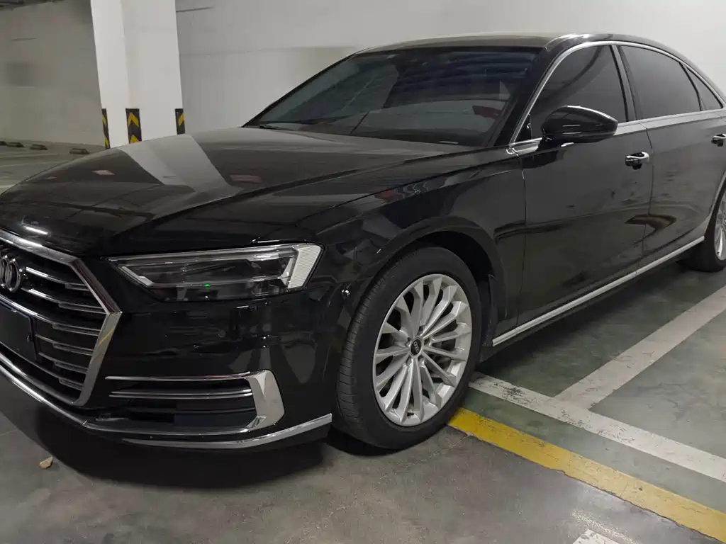 Audi A8 2021
