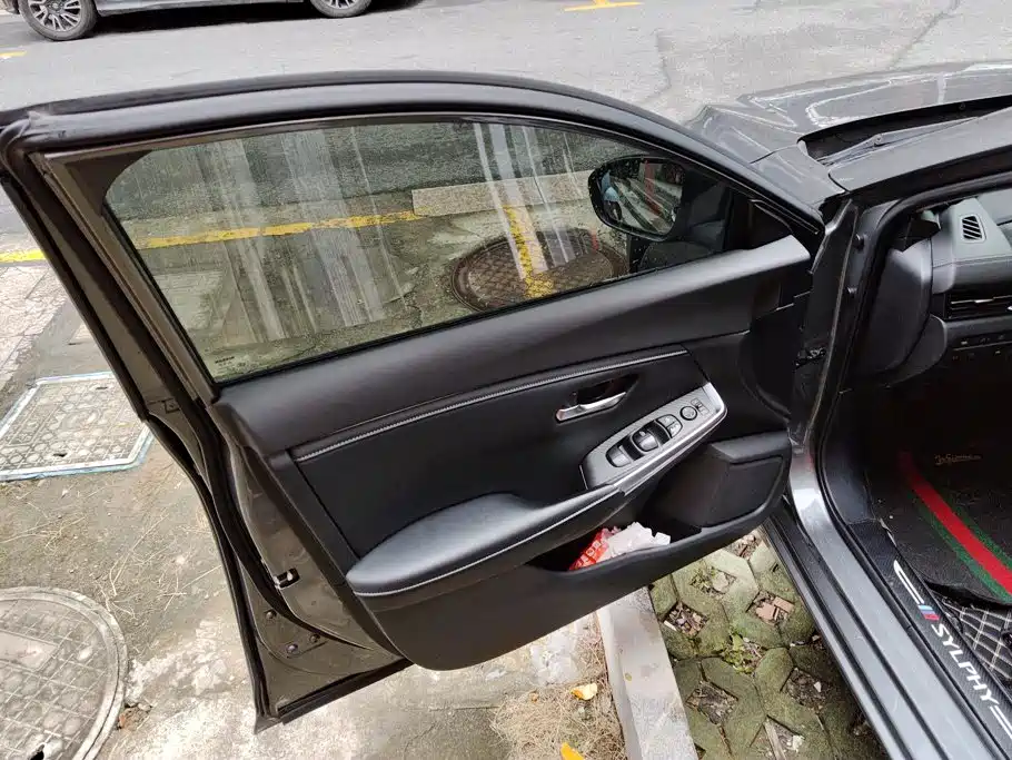 Nissan Sylphy — миниатюра 7
