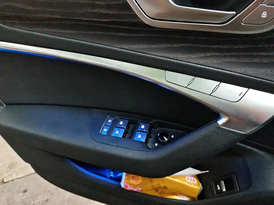 Audi A6L — миниатюра 7