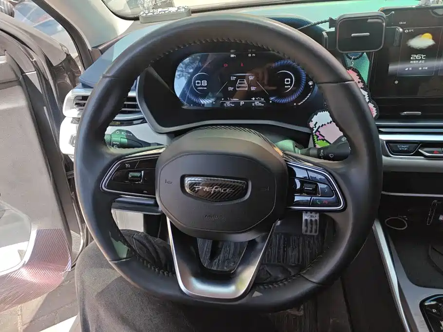 Geely Emgrand — миниатюра 15