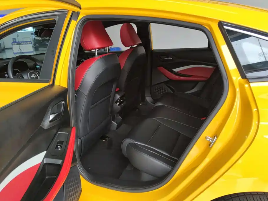 MG MG5 — миниатюра 11