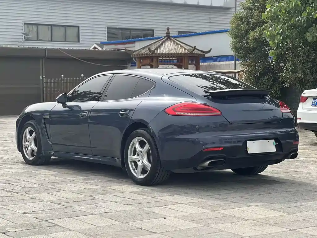Porsche Panamera 2014 Panamera 4 3.0T