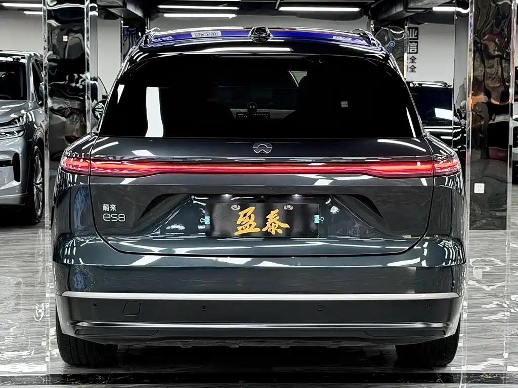 NIO ES8 2024 100kWh