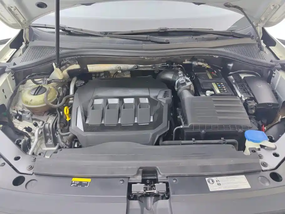 Volkswagen Tiguan L — миниатюра 10