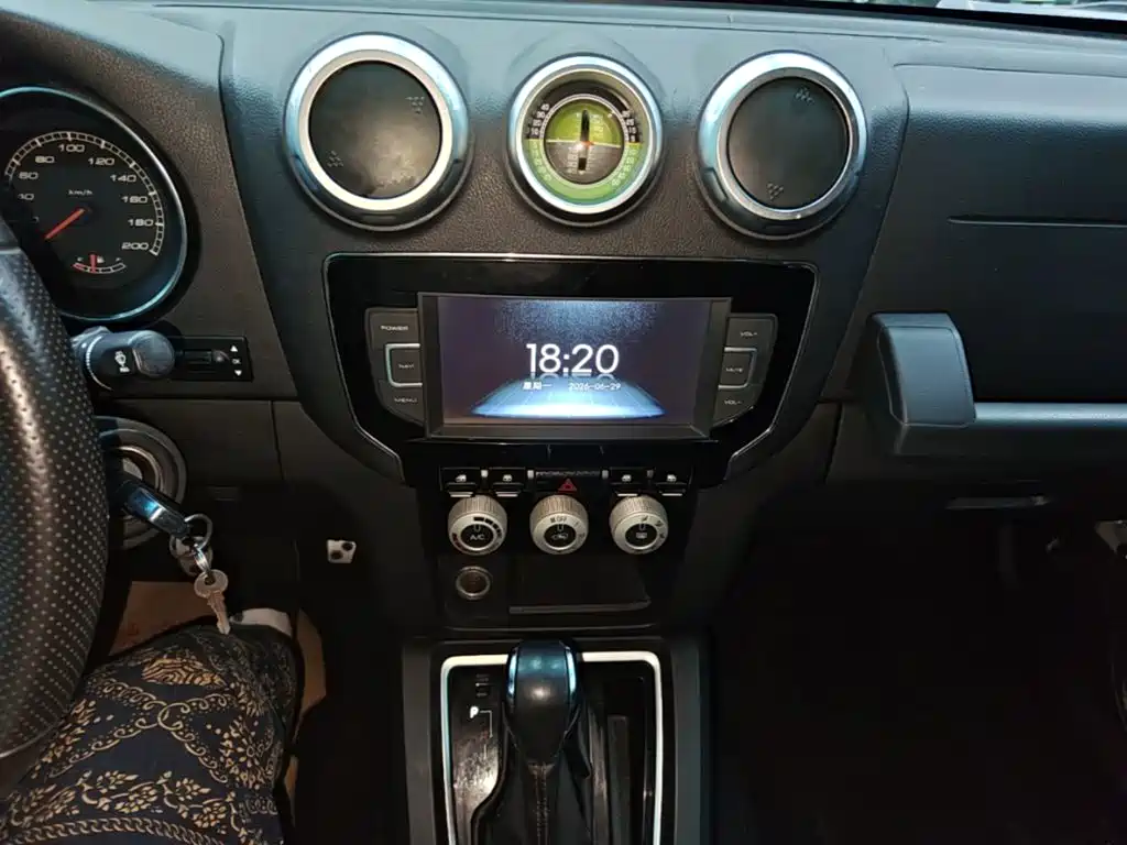 BAIC BJ40 2016 40L 2.3T AT Premium