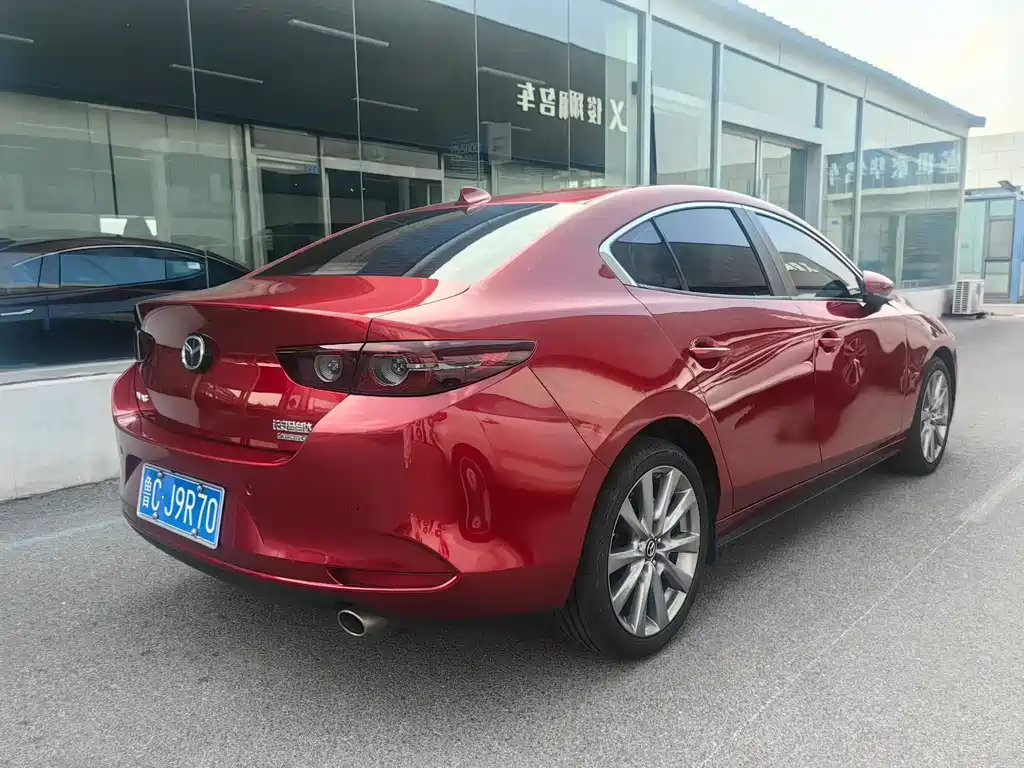 Mazda Mazda3 3 2021 2.0L AT