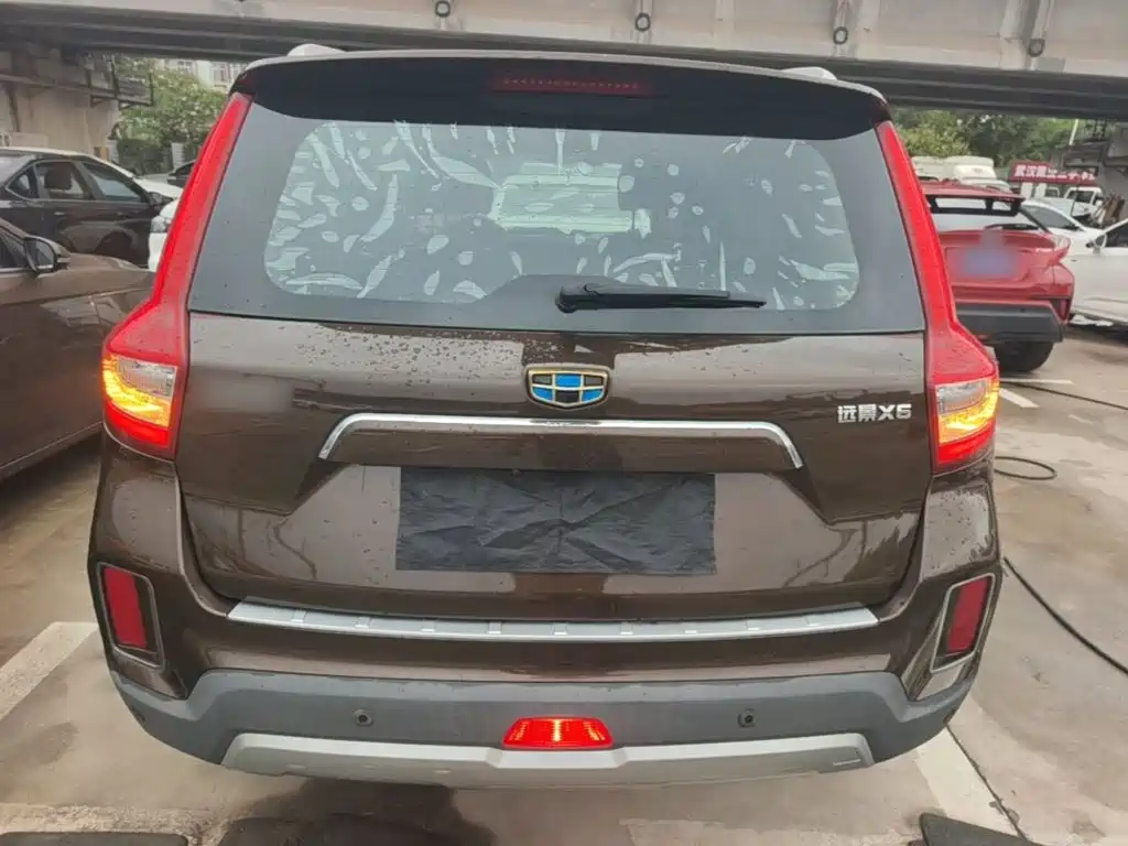 Geely Vision X6 — миниатюра 6