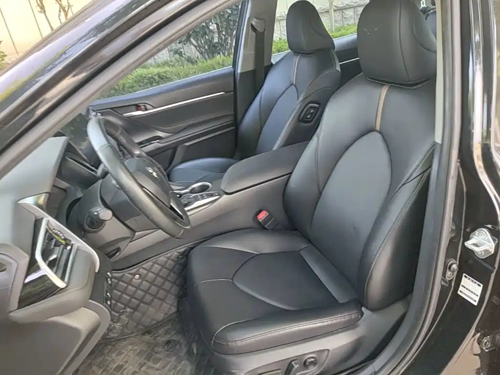 Toyota Camry — миниатюра 15