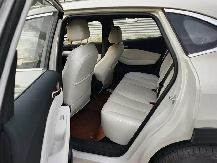 Baojun Yunhai — миниатюра 11
