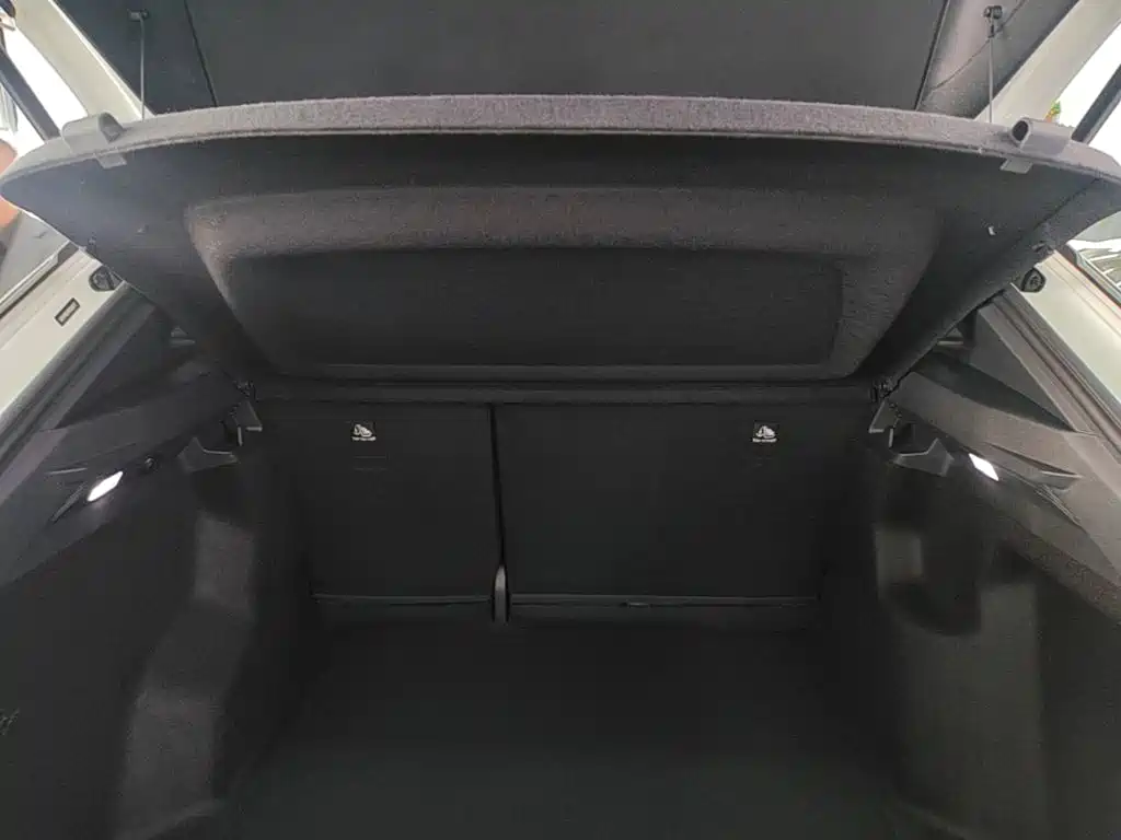 Volkswagen ID.4 X — миниатюра 19