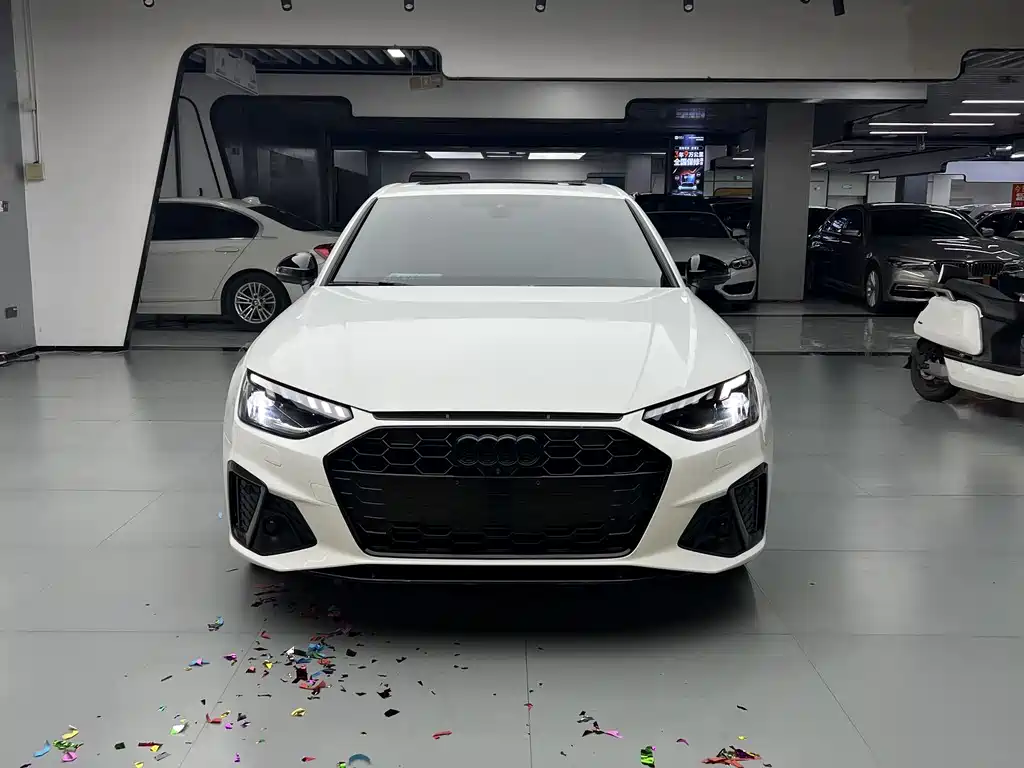 Audi A4L 2023 40 TFSI Bang&Olufsen