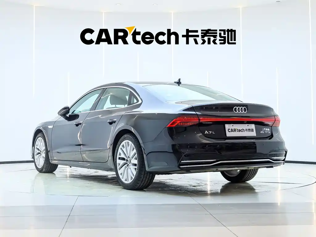 Audi A7L — миниатюра 5
