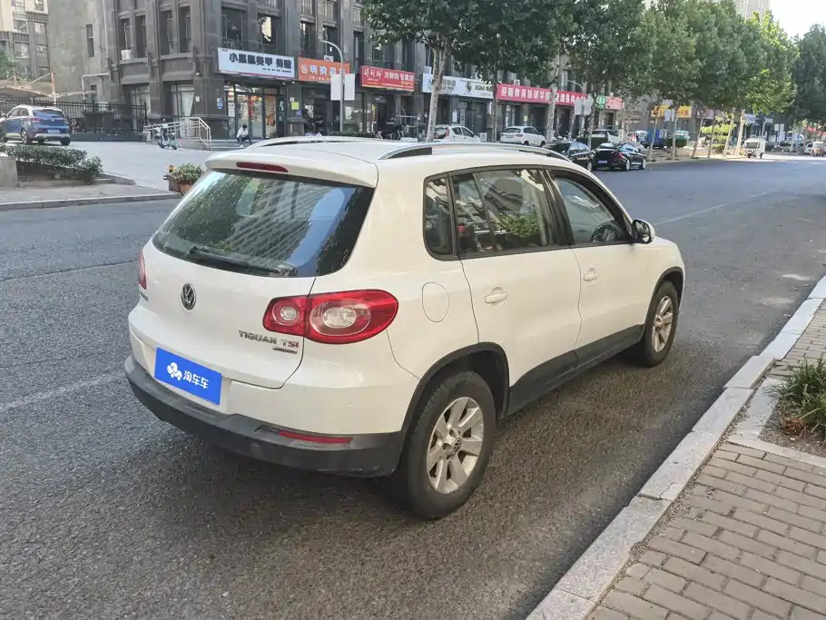 Volkswagen Tiguan — миниатюра 3