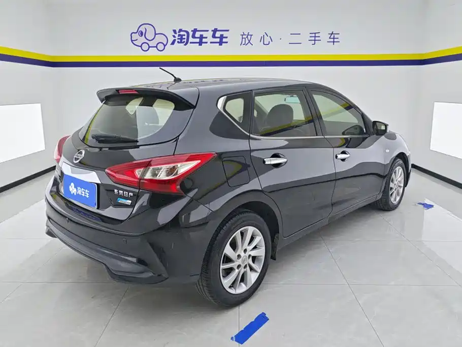 Nissan Tiida — миниатюра 3