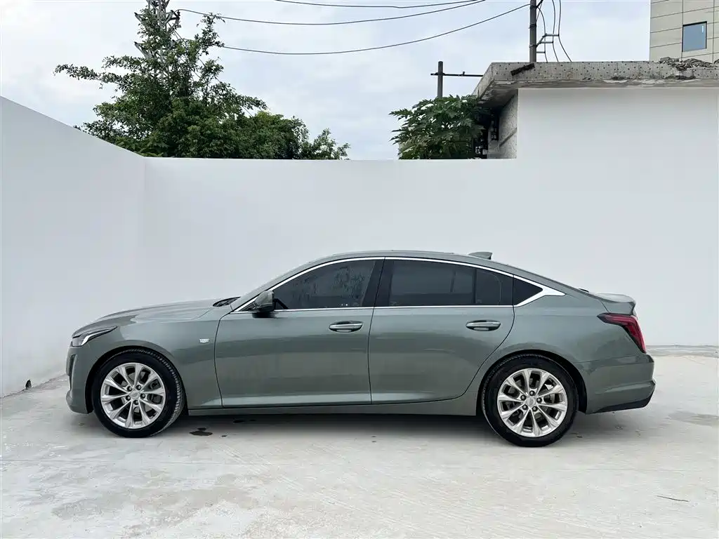 Cadillac CT5 2023 28T Luxury （ Standard ）