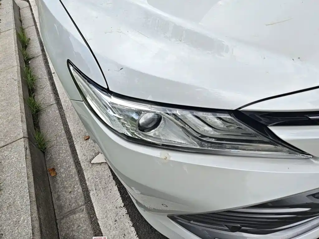 Toyota Camry — миниатюра 7